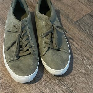 Old Navy Women's Olive Sneakers
